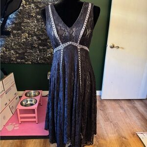 VENUS Deep purple and lilac Lace Midi Dress